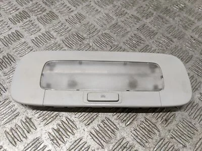 Luz interior (trasera) Volkswagen Golf S Tdi Mk6 escotilla 5 puertas 2009-2012 1K0947291H Foto 1 de 4