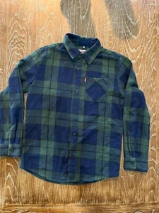 Levi’s Boys Classic Flannel Button Up Plaid Shirt Green Blue Size 14/16 - Picture 1 of 10