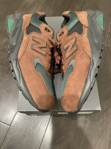 DS New Balance 580 manzo e broccoli marrone verde MT580RTB taglia US 11 - Foto 1 di 9