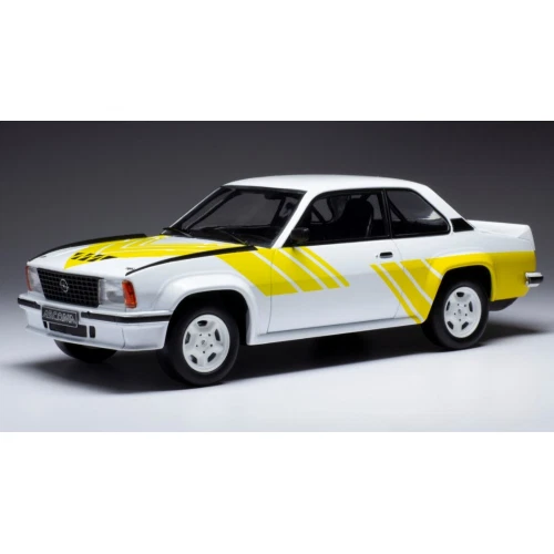 OPEL ASCONA B 400 1982 WHITE/YELLOW 1:18 Ixo Model Auto Stradali Modellino Nuovo - Immagine 1 di 1