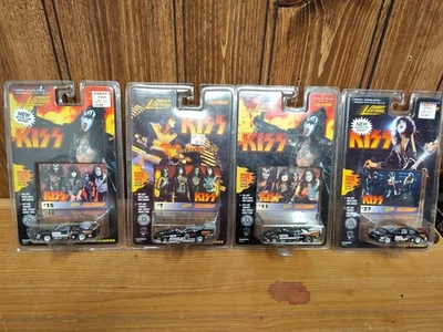 Johnny Lightning Kiss 1997 lote de 4 coches diecast y tarjetas selladas como nuevo Foto 1 de 4