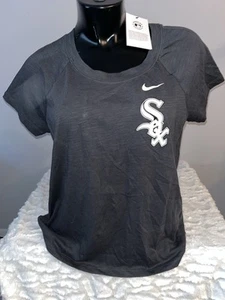 CHICAGO WHITE SOX MLB NIKE BACK SLIT LIGHTWEIGHT FASHION T-SHIRT WOMENS MED NWT - Picture 1 of 2
