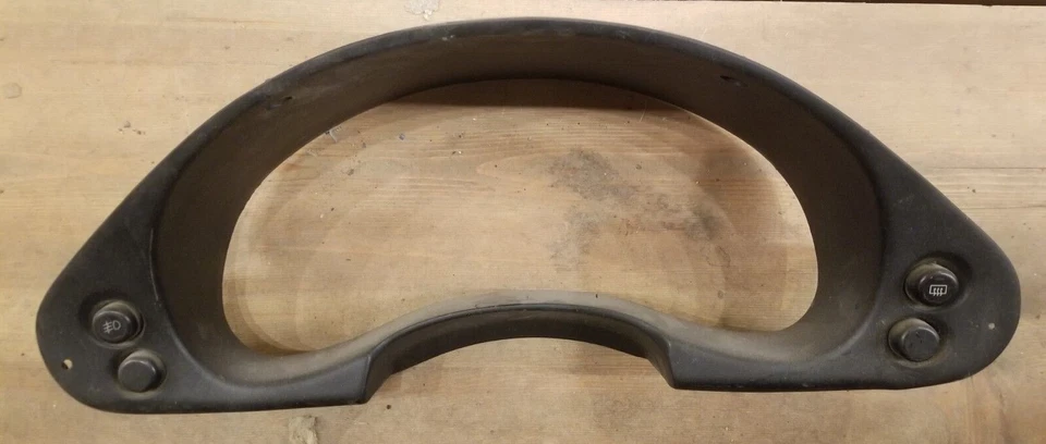 Calibre bisel 3000GT Mitsubishi Dodge Stealth 91 92 93 94 95 96 97 98 99 1991 1992 Foto 1 de 4