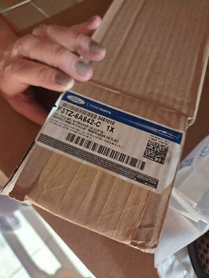 Engine Oil Coole Ford F-150 F-250 F Super Duty 6.9L 7.3L Diesel - Image 1 of 3