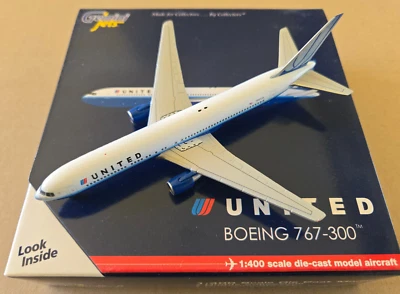 1:400 Boeing 767-300ER United Airlines Blue Tulip N661UA Gemini Jets GJUAL1021 - Image 1 of 4