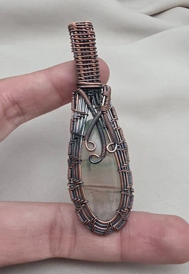 Colgante envuelto en alambre de cobre fluorita - Collar boho hecho a mano Foto 1 de 4