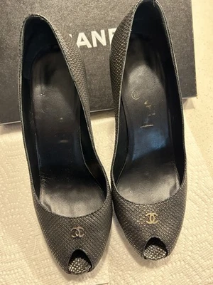 Chanel CC Leather Embossed Peep Toe Pumpswith Gold Deatailing Size 38; 8 America - Image 1 of 4