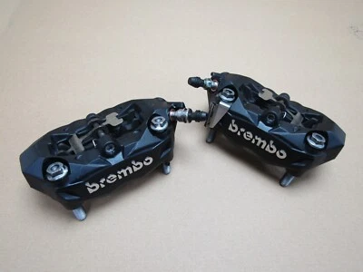 BMW R NineT Sport 2018 14,094 miles front brake calipers pair Brembo (12604) - Image 1 of 4