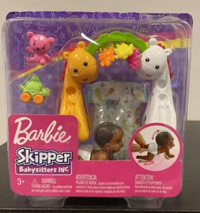 NUEVO EN CAJA Barbie Skipper Niñeras Cratear Tiempo de juego Juego AA BabyDoll Caja de daños - Imagen 1 de 7