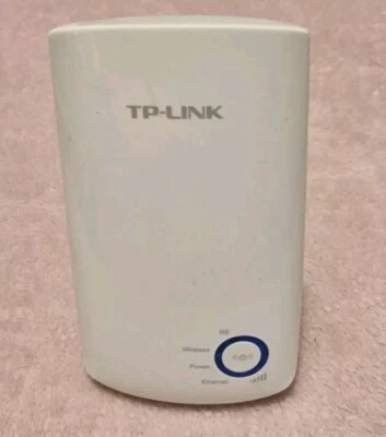 TP-Link TL-WA850RE N300 Universal Range Extender Broadband Wi-Fi Extender - Image 1 of 4