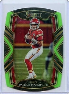 2020 Select Prizm Neon Green Die Cut #202 Patrick Mahomes II - Picture 1 of 2