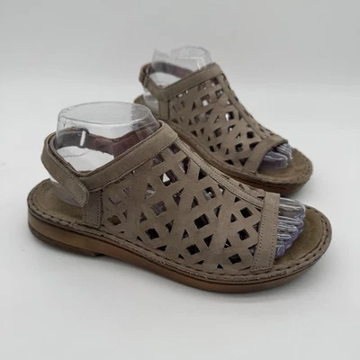 Sandalia ajustable NAOT Amadora cuero nobuck topo $190 talla 38/7 Foto 1 de 4