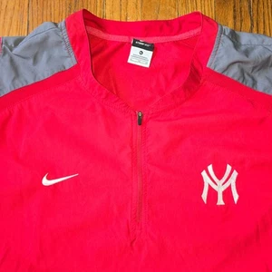 New York Yankees Nike Rosso Pullover Giacca a Vento Brocche Manica Corta Uomo XL - Foto 1 di 7