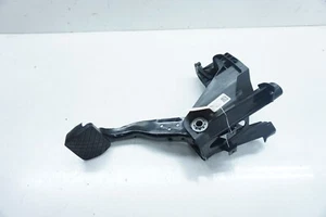 2018-2021 Volkswagen Tiguan OEM Brake Pedal Assembly - Picture 1 of 12
