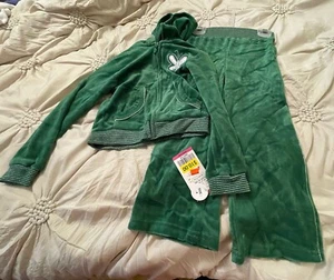 Green Track Suit 4 Tracksuit Girls Silver Butterfly Heart Hoodie Pants Velour - Picture 1 of 5