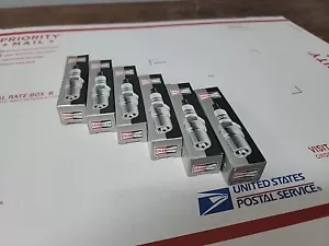 S2RE14PLP5 spark plugs QTY 6 PLUGS Champion Mopar - Picture 1 of 6