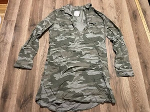 SO Dress, Girl's Size Small, Green, Camouflage, 1/4 Buttons, V-neck, Long Sleeve - Picture 1 of 11