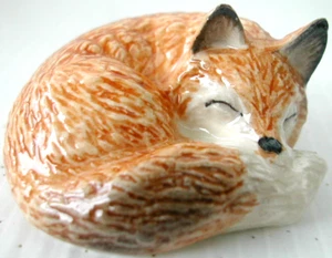 KLIMA K079 Miniature statuette en porcelaine - RENARD FOX - Imagen 1 de 4