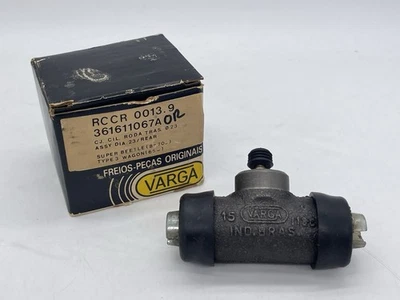 Nuevo de Lote Antiguo Original Volkswagen Varga 361611067A Cilindro Rueda Delantera VW Super Beetle Foto 1 de 4