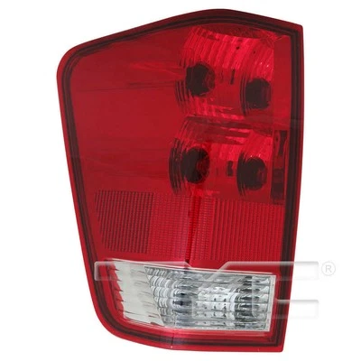Conjunto de luz trasera izquierda para Nissan Titan 2008 2004-2015 2013 2005 2006 2007 TYC Foto 1 de 4