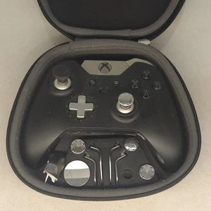 Xbox One Elite Controller Series 1 Working But Damaged For Parts Or Repair - Picture 1 of 22