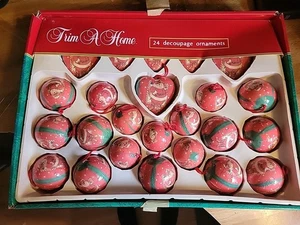 24 VTG Paper Mache Decoupage Christmas Ornaments - Picture 1 of 10