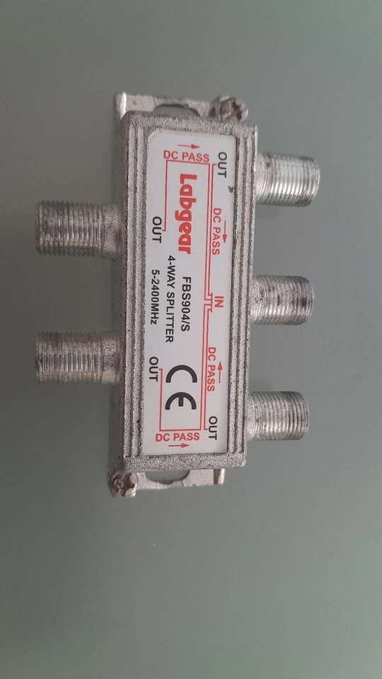 4 Way Aerial Splitter - Image 1 of 1