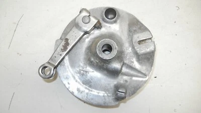 1972 SUZUKI TS400 TS 400 APACHE СТУПИЦА ПЕРЕДНЕЙ ТОРМОЗНОЙ ПЛАСТИНЫ С РЫЧАГОМ ПРИВОДА ОБУВИ - Изображение 1 из 4