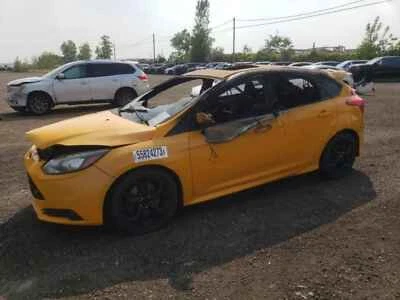 Used Radiator fits: 2013 Ford Focus gasoline w/turbo VIN 9 8th digit Grade A Foto 1 de 4