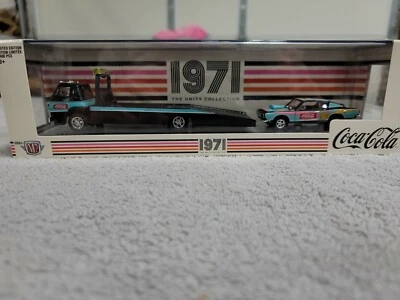 M2 MACHINES COCA-COLA 1971 THE UNITY COLLECTION 1968 DODGE L600 COE & 1968 HEMI - Image 1 of 3