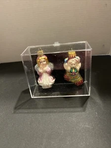 Set di due ornamenti in vetro natalizio originale Michaels angelo e calza - Foto 1 di 5