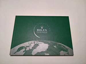 ULTRA RARE ROLEX BOOKLET WORLD SERVICE YEARS 2021 ITALIAN LANGUAGE GENUINE - Foto 1 di 9