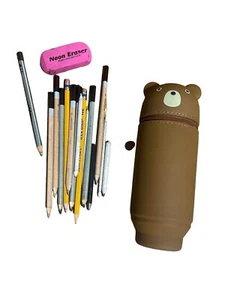 "Estuche para lápices Lihit Lab Bear grande soporte para bolígrafo Punirabo 8,25"" de alto" - Imagen 1 de 18