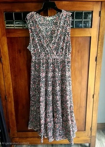 Max Studio 1X Tiered Dress Wrap Top Pullover Sleeveless Flowy Ruffle Bottom NEW - Picture 1 of 9