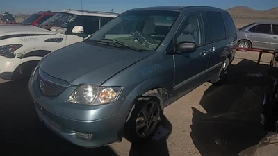 Used Turn Signal / Parking Light Assembly fits: 2003 Mazda MPV Park Lamp-Turn Si - Image 1 of 4