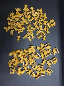Risk LOTR Lord Of The Rings Trilogy Ed. Yellow Army Replacement Pieces Parts 88 - Picture 1 of 3