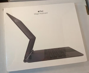 Apple Magic Keyboard iPad Pro 12.9 inch 3rd 4th 5th 6th iPadAir M2 M3 MJQK3LL/A - Picture 1 of 2