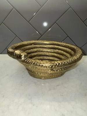 Serpiente Dorada Enrollado Cuenco Decorativo Halloween Umbral Objetivo Aluminio Nuevo con Etiquetas Foto 1 de 4