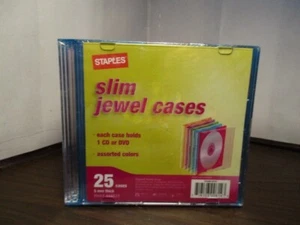 NUOVE custodie gioielli Staples confezione da 25 multicolore sottili - CD o DVD - Foto 1 di 3