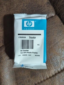 Genuine HP CB252A Tri-Color Ink Cartridge Photo Packs Sealed HP Bag - Picture 1 of 3