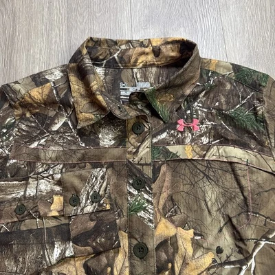 Under Armour Womens Medium Shirt Camo Print Camouflage Realtree Wooded Hunting - Image 1 of 4
