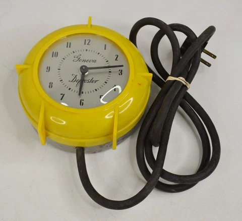 H.M. Switzer Geneva Defroster Timer Clock Switch Wall Hanging 1950s FOR REPAIR Cover