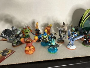 SPYRO'S ADVENTURE SKYLANDERS FIGURES - NO DUPLICATES 16 Plus Bag / Cards - Picture 1 of 12