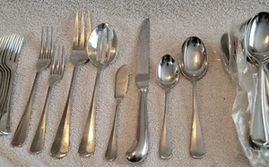 63 Pc Vtg. ROBERT'S & BELK LTD Furnival Works SHEFFIELD ENGLAND Flatware  - Picture 1 of 10