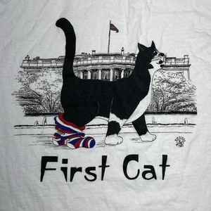 Vintage 1992 FIRST CAT Crewneck T-Shirt Bird Leg Designs Large Tee Shirt RARE - Picture 1 of 11