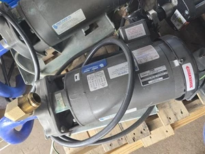 Prince Pumpe 3312BA Pumpe mit Lytron 205-0121035 Rev A - Bild 1 von 6