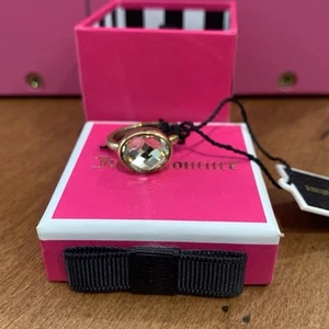 Juicy Couture R Gemstone Solitaire Gold Tone Ring Size 7 New in Box - Picture 1 of 8
