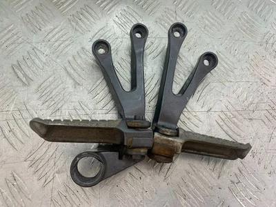 KAWASAKI ZX9R ZX9 C REAR HANGERS AND PEGS YEAR 1998-99 (CMB1213) - Image 1 of 4