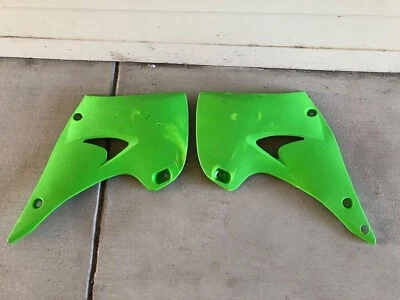 2003 2004 Kawasaki KX 125 250 Used Aftermarket Radiator Shrouds Left Right 2T - Image 1 of 4