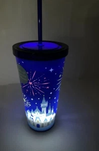 Vaso iluminado castillo parques Disney World con fuegos artificiales de paja azul - Imagen 1 de 6